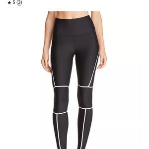 ALO HALF TIME Black Leggings